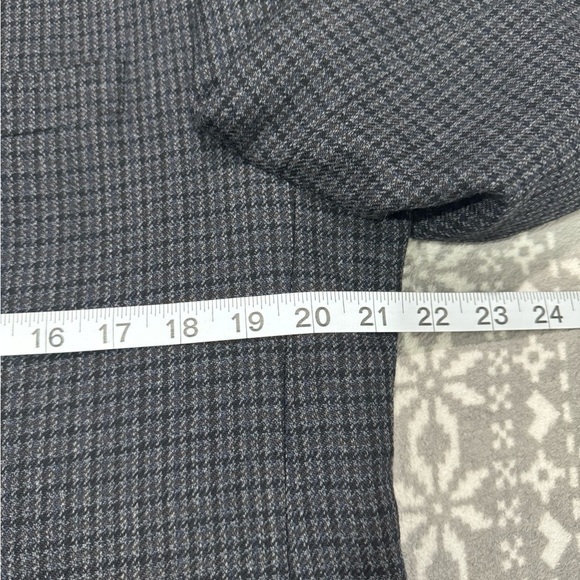 Chaps 100% Wool Black Two Button Sports Coat/Blazer Size 42R - Picture 6 of 7